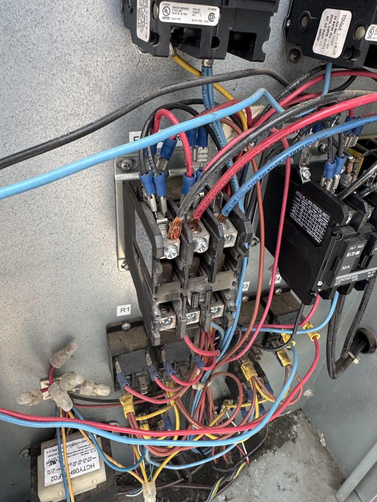 Commercial ice machine service in destin, FL — ALANSY technicians
