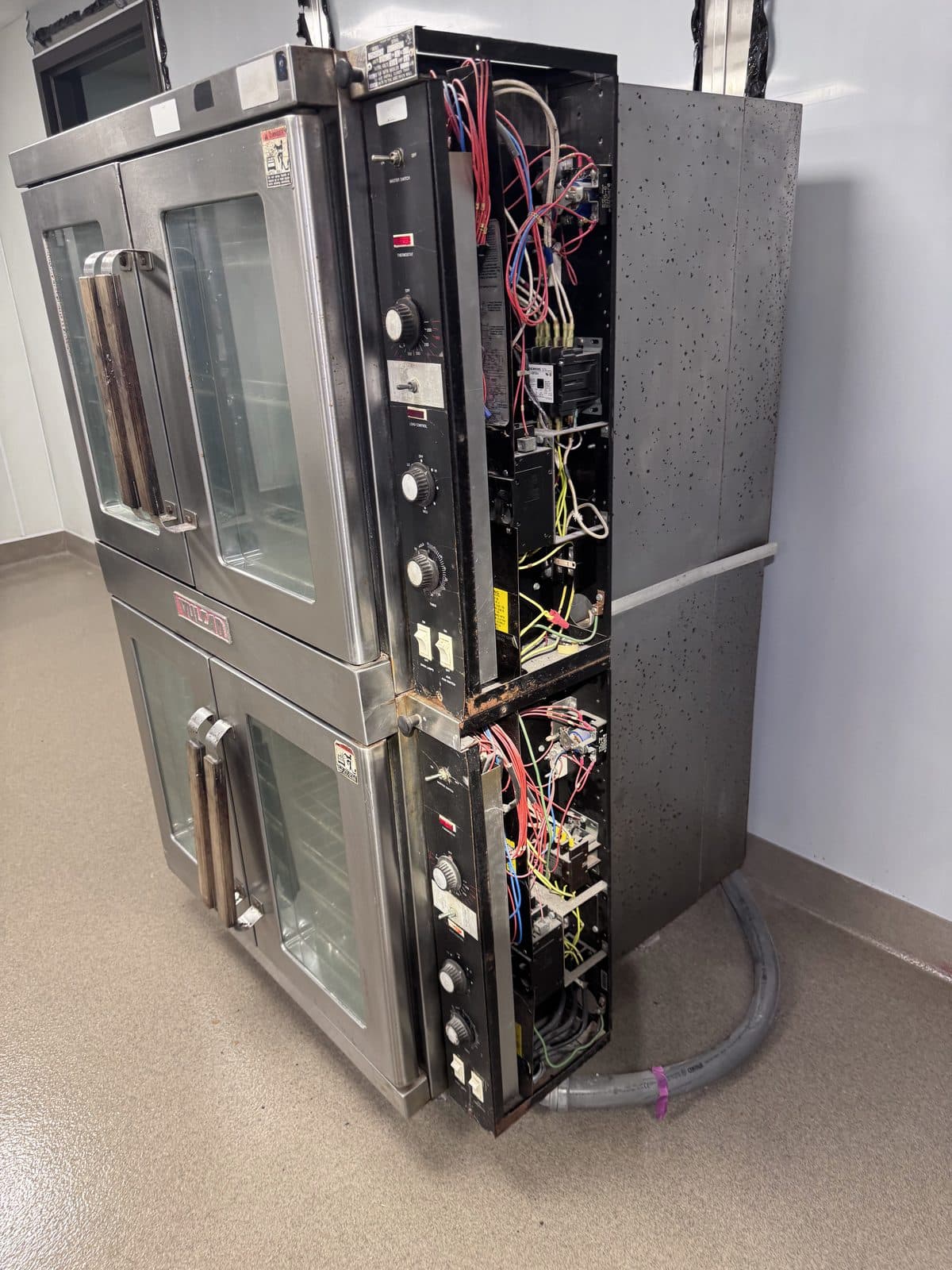 Walk-in freezer repair in pensacola, FL — ALANSY technicians