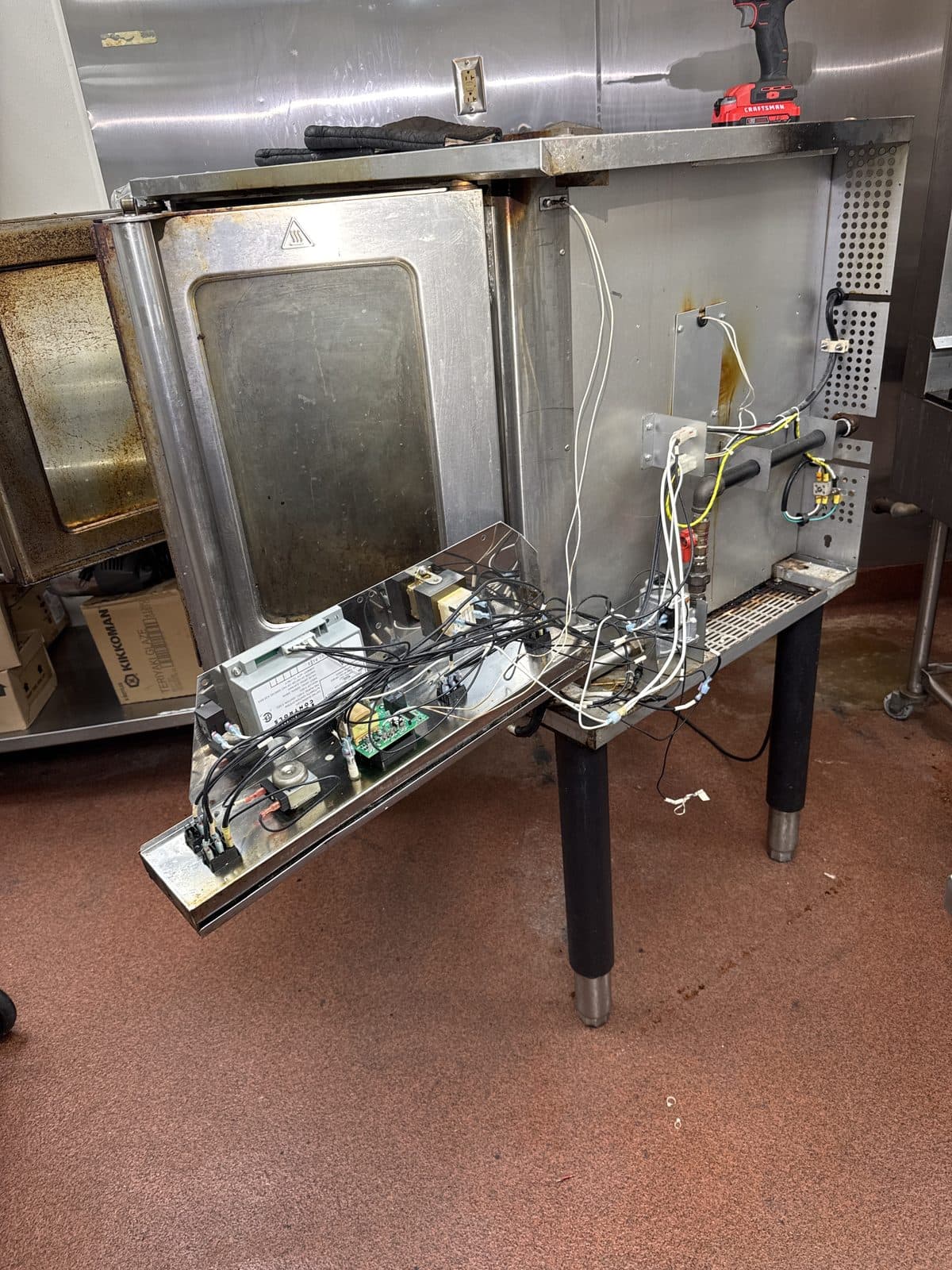Bar refrigeration repair in restaurant appliance repair, FL — ALANSY technicians